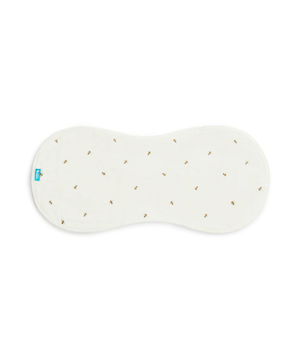 Burp Cloth 2 Pack Muslin Cream Bees - Image 2