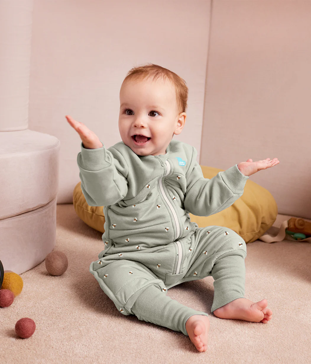 Sleep Suit Bundle | 2.5 TOG | Storm Blue Pebbles | Olive Bees | Oatmeal Bees - Image 4