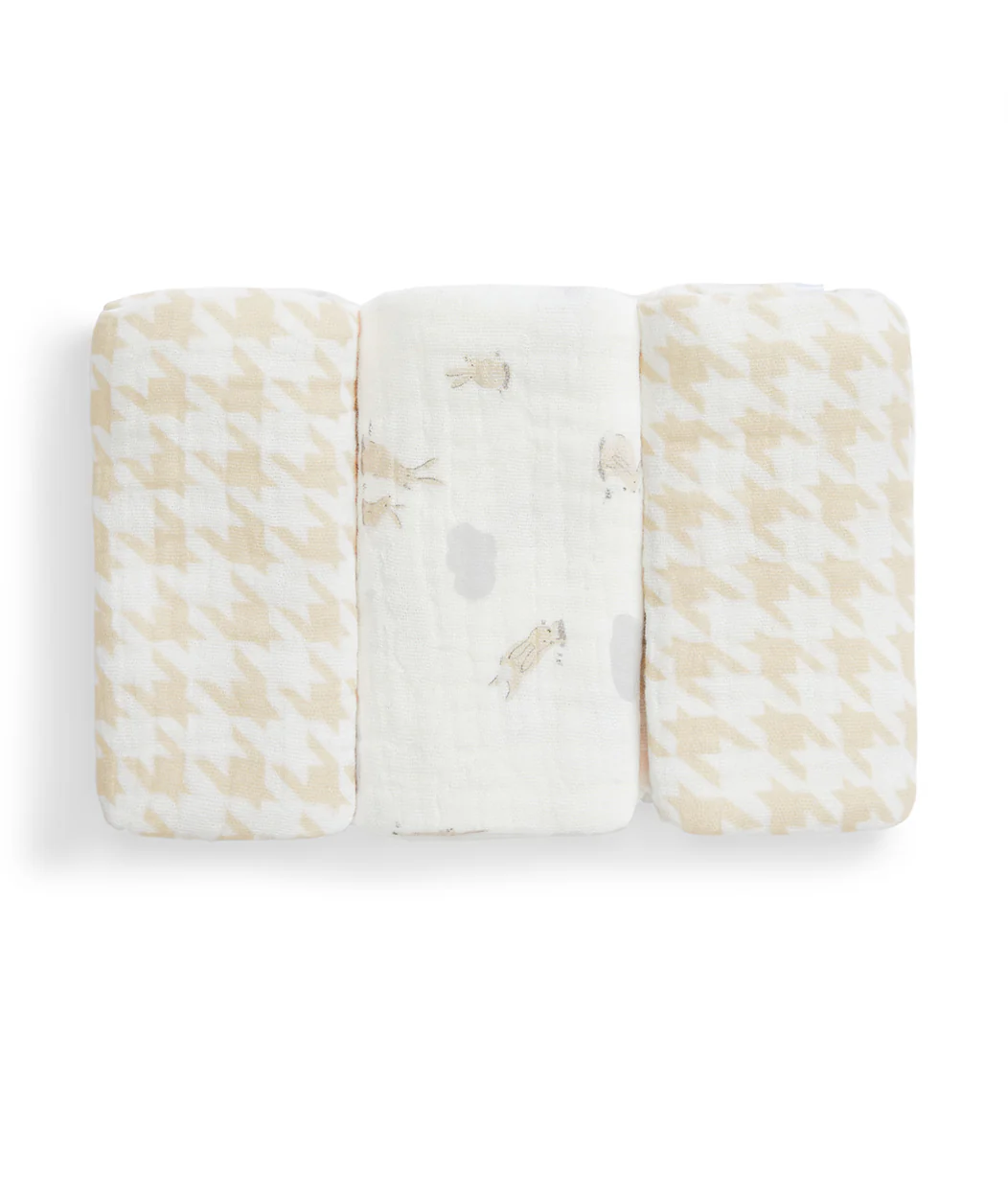 Ultimate Newborn Mattress Gift Bundle | Mattress | Swaddle | Towel | Wash Cloth | Burp Cloth | Bib | Bunnies - Image 7
